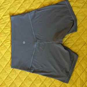lululemon align high-rise 6" short (Size: 8 - Grey Sage)
